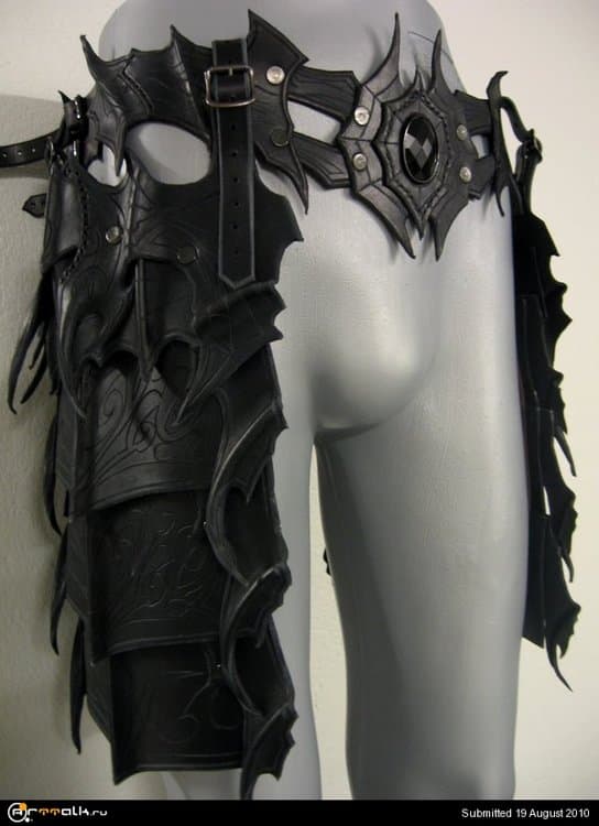 1248243081_drowbelt_3__leg_armor_2_by_sharpener.thumb.jpg.561a70df4a12837d7b5cdb245f4a01ea.jpg