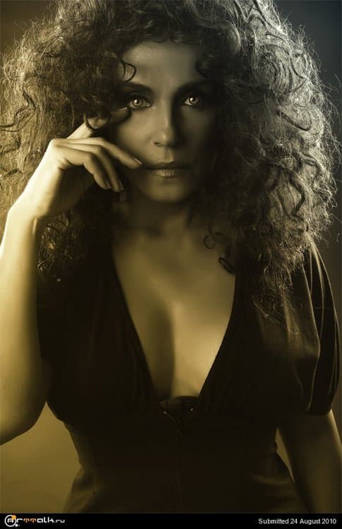 aysegul_aldinc_by_mehmeturgut.thumb.jpg.d0a3a517594d3aa0a3c9b14341e60158.jpg