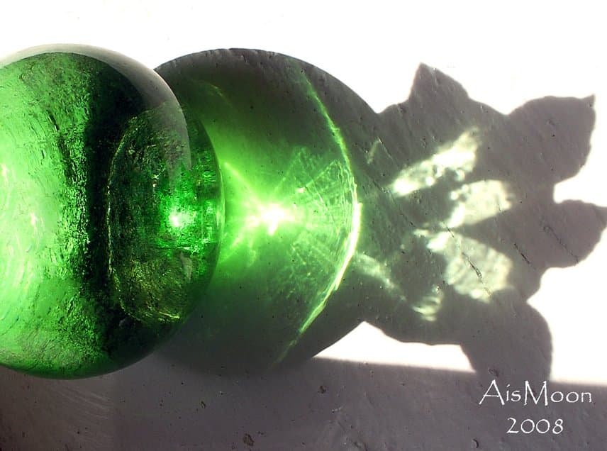 Поймать лучик!