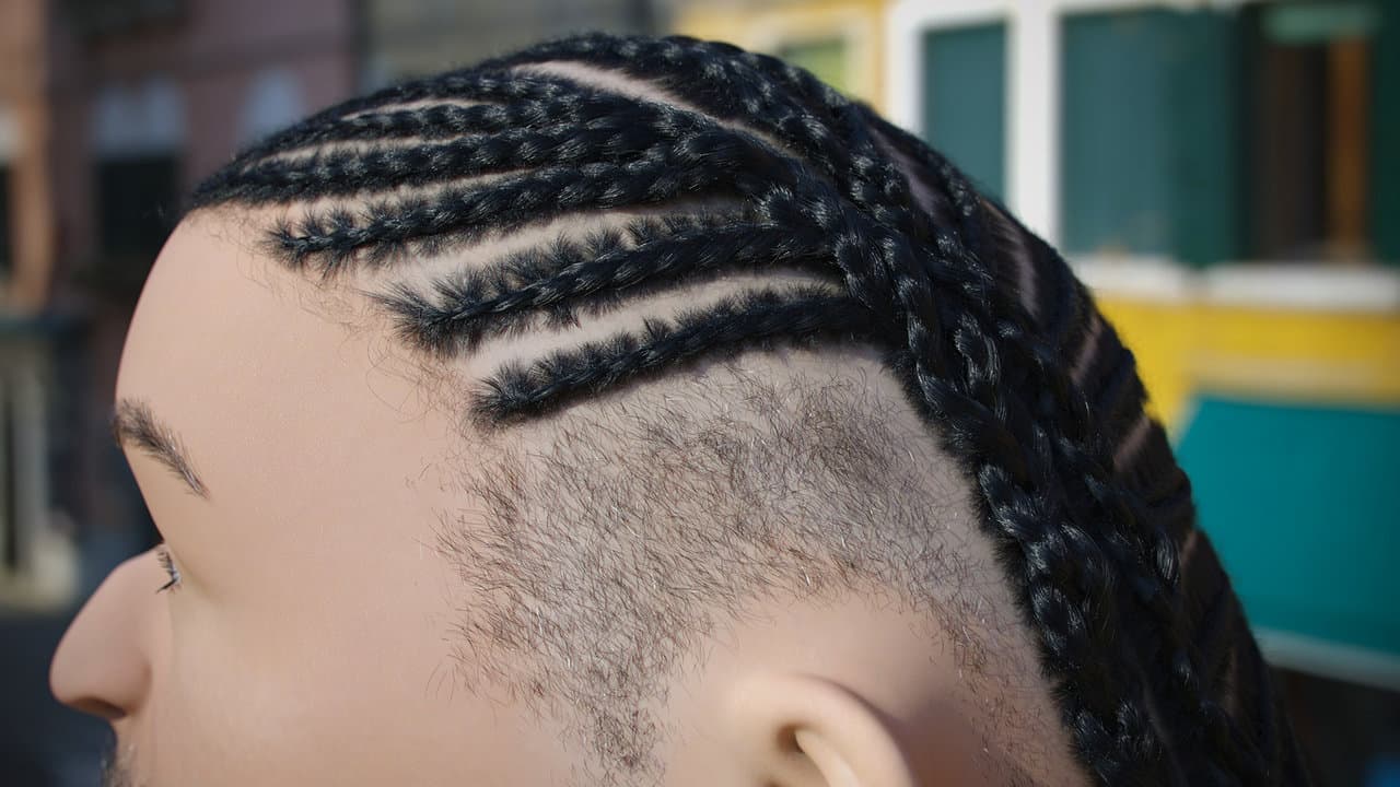 Ornatrix grooming for Joseph